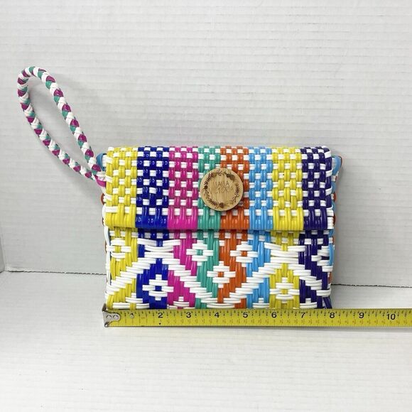 Maria Victoria Wristlet Clutch PVC Plastic Straw Handcrafted Mexico Multicolor - Picture 3 of 8